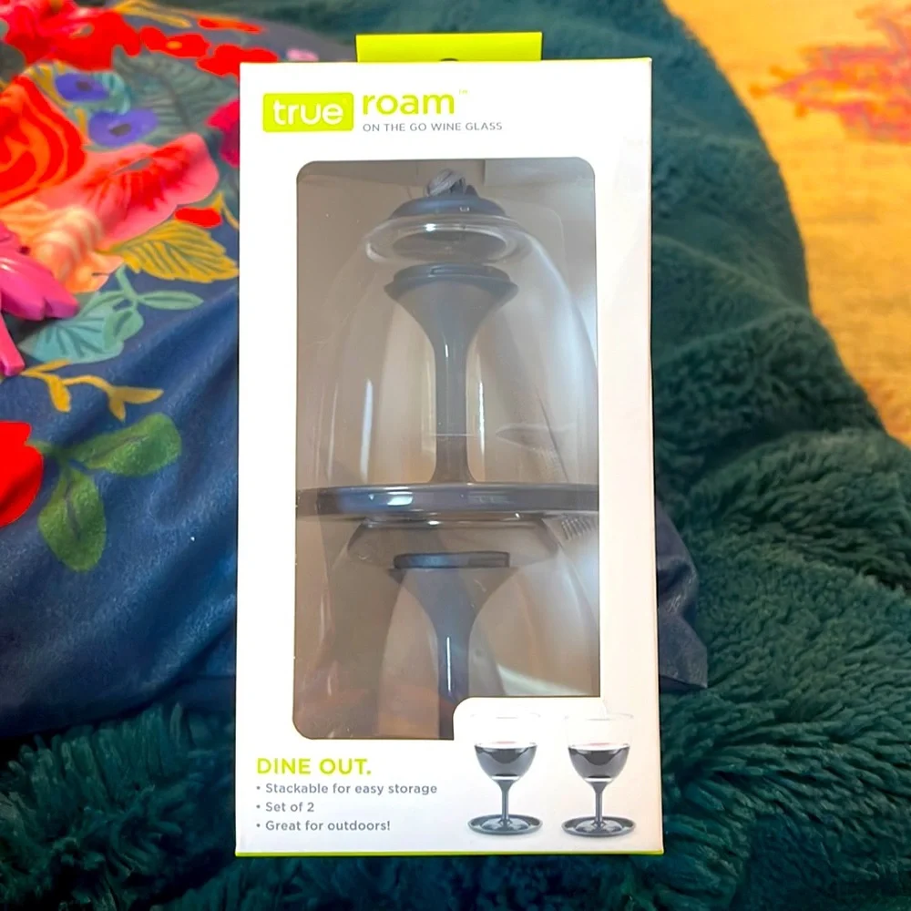 True Roam On The Go Set of 2 Wine Glasses